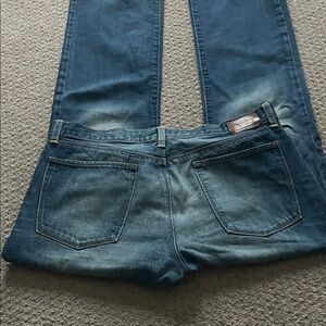 Premium Low Rise Straight Jeans